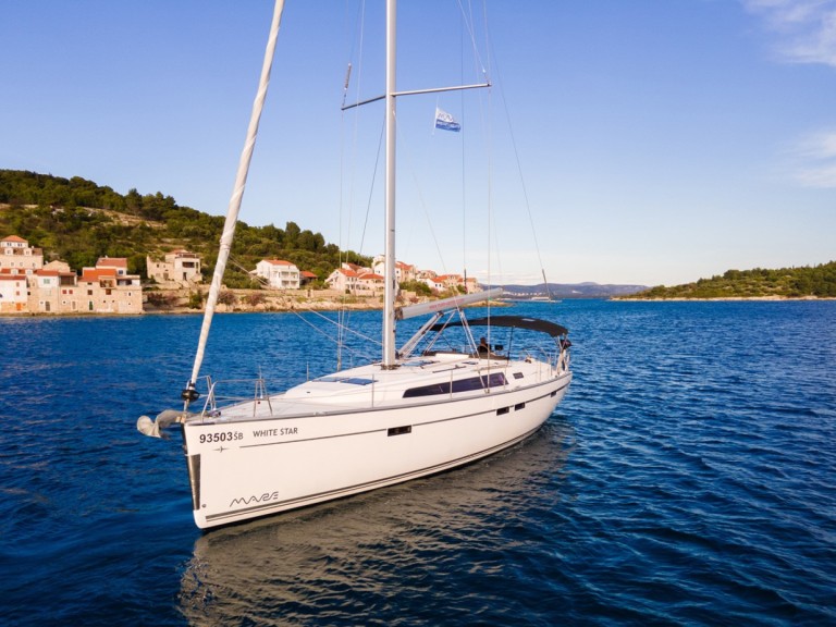 Sailboat for rent Šibenik at the best price
