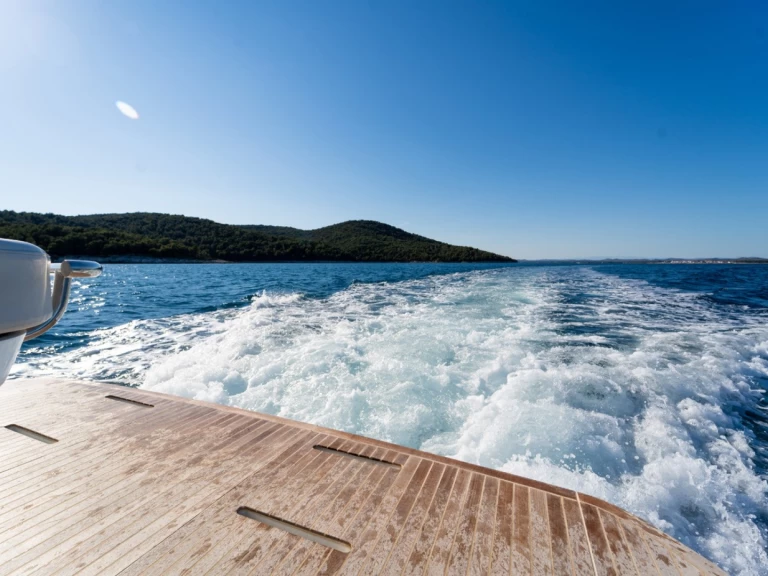 Bénéteau Gran Turismo 41 charter bareboat or captained in  Šibenik