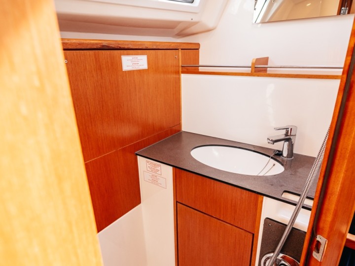 Sailboat rental with or without captain Bavaria Betina