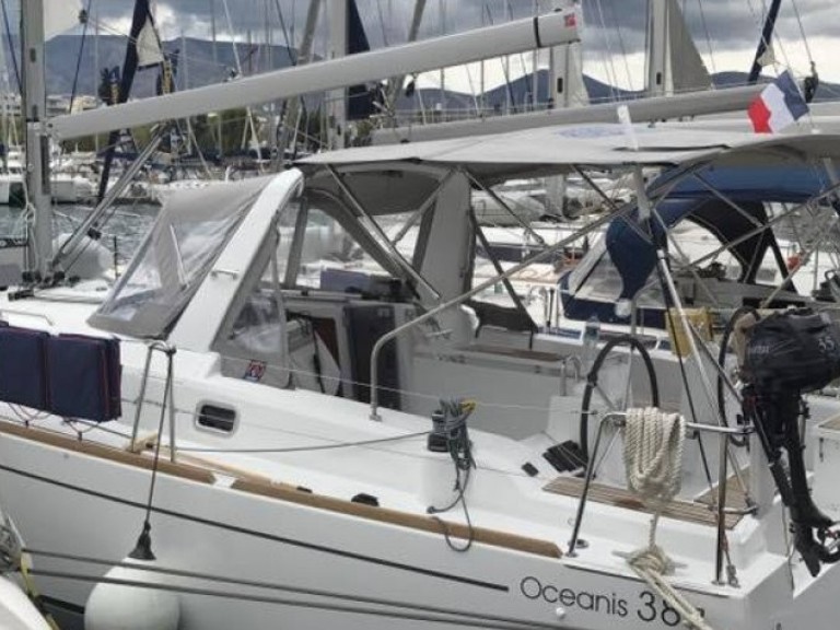Sailboat for rent Alimos at the best price