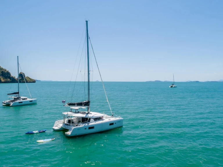 Catamaran rental with or without captain Lagoon Ao Po