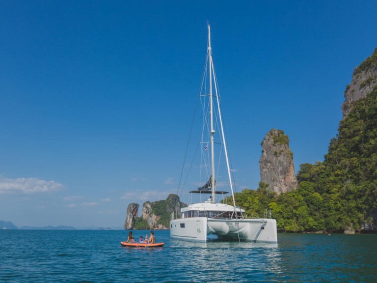 Catamaran rental with or without captain Lagoon Ao Po