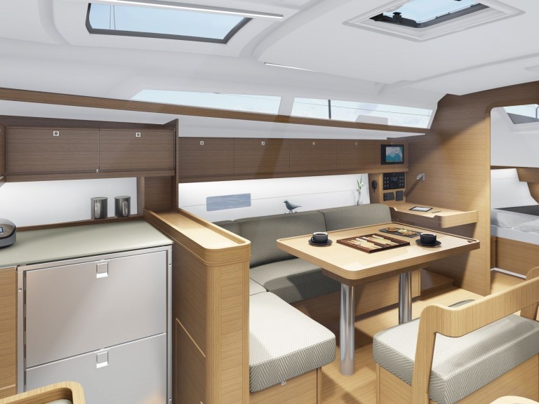 Sailboat for rent Lefkáda at the best price