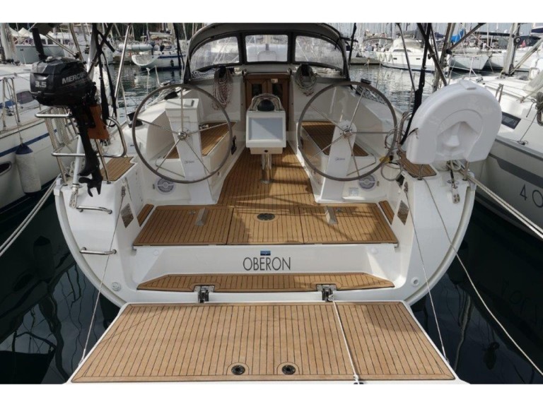 Sailboat for rent Olbia at the best price