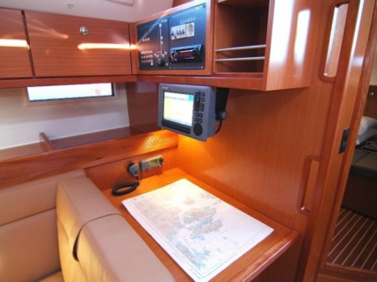 Yacht charter Olbia cheap Cruiser 45
