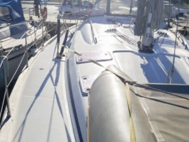 Bavaria Bavaria 50 Cruiser charter bareboat or captained in  Lefkáda