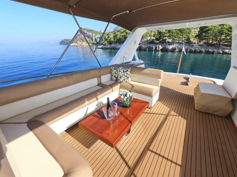 Yacht charter Split cheap M/Y Blanka