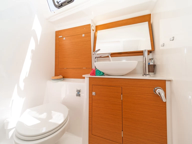 Yacht charter Kos cheap Dufour 390 GL