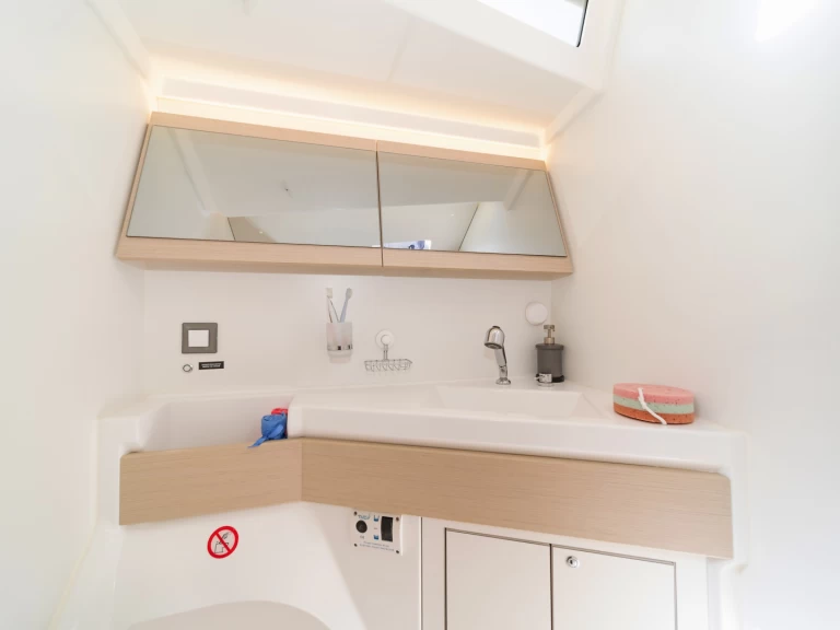 Sailboat rental in Kos - Bénéteau Oceanis 46.1