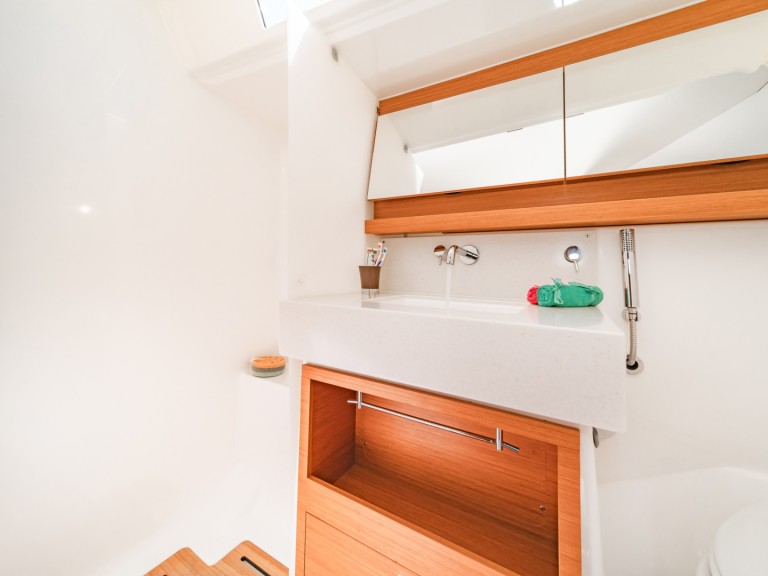 Sailboat rental with or without captain Dufour Kos