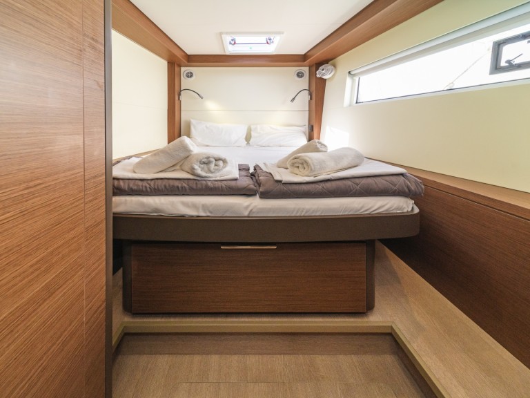 Yacht charter Alimos cheap Lagoon 50