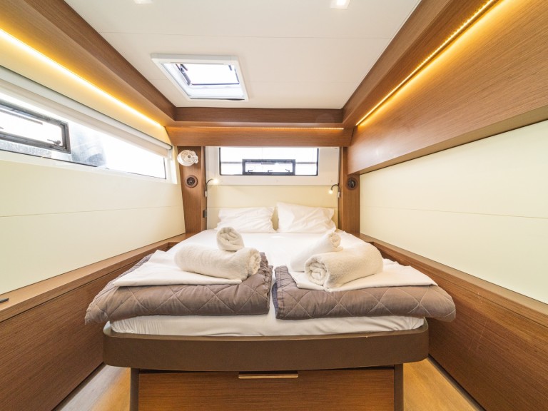 Boat rental Lagoon Lagoon 50 in Alimos on Samboat