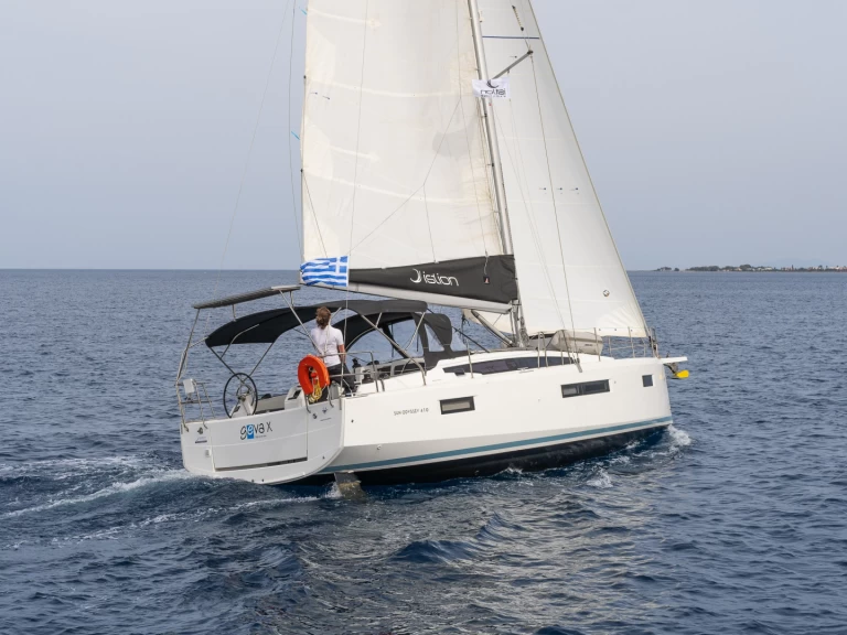 Jeanneau Sun Odyssey 410 in Kos on SamBoat
