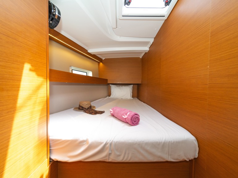 Rent a Jeanneau Sun Odyssey 490 Kos