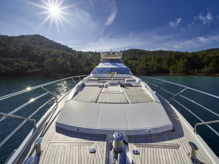 Bareboat Rental Luxury Yacht Azimut with a boat licence