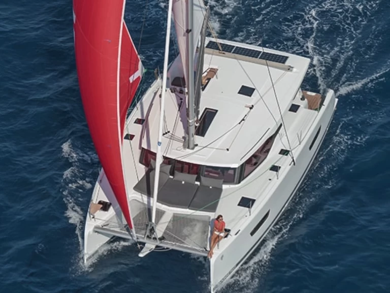 Fountaine Pajot ISLA 40 - SEABARIS in Toulon on SamBoat