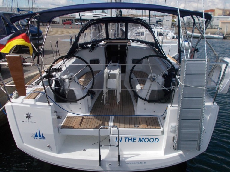Sailboat rental with or without captain Jeanneau Golfo Aranci