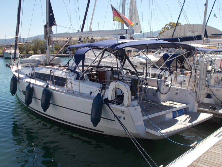 Dufour Dufour 382 Grand Large in Portoferraio on SamBoat