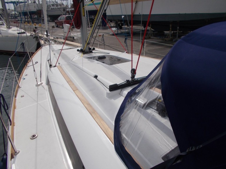 Sailboat rental in Golfo Aranci - Jeanneau Sun Odyssey 419