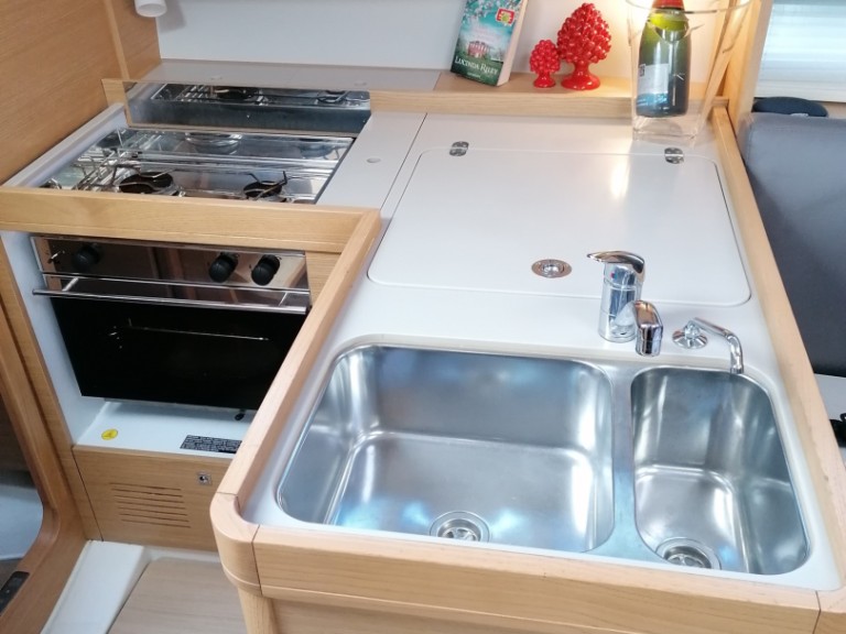 Yacht charter Capo d'Orlando cheap Dufour 360 Grand Large