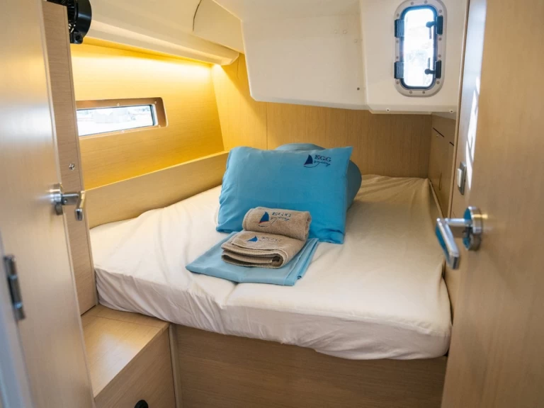 Boat rental Bénéteau Oceanis 40.1 in Göcek on Samboat