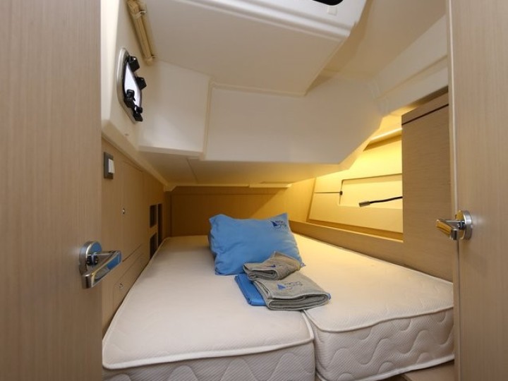 Rent a Bénéteau Oceanis 46.1 Göcek