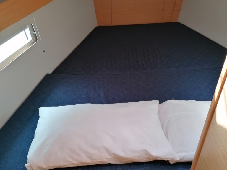 Boat rental Dufour Dufour 390 Grand Large in Capo d'Orlando on Samboat