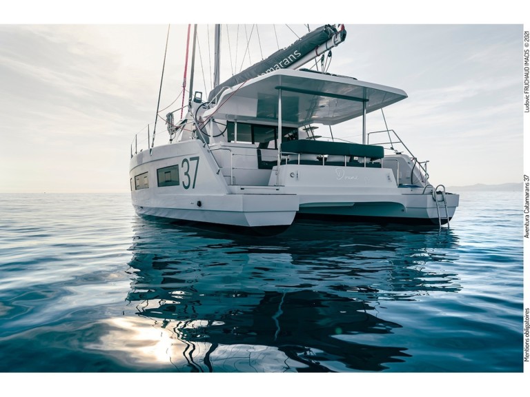 Catamaran rental with or without captain Aventura Valencia