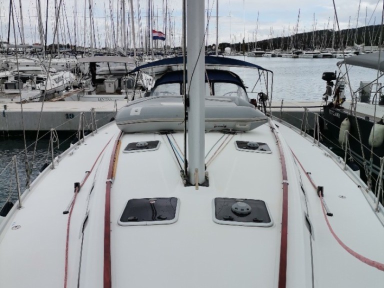 Boat rental Bénéteau Cyclades 50.5 in Sukošan on Samboat