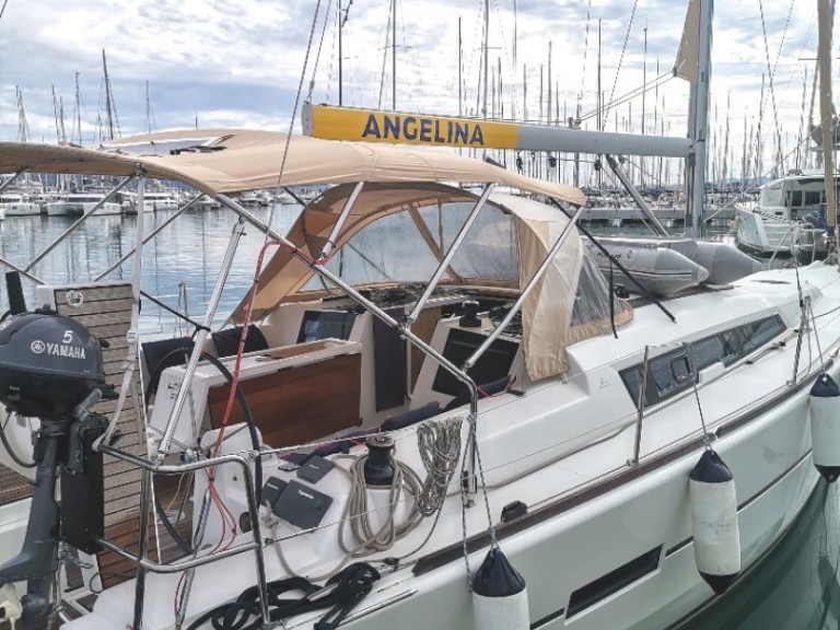 Yacht charter Sukošan cheap Dufour 412 Grand Large