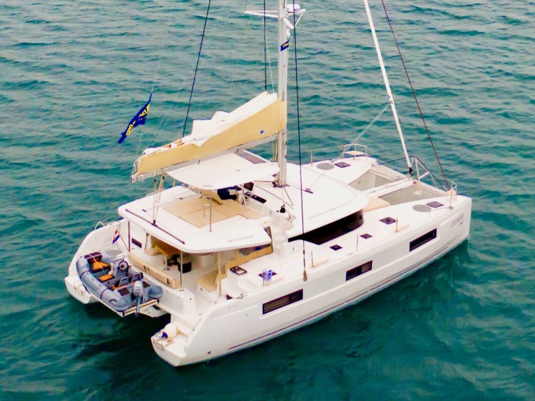 Bareboat Rental Catamaran Lagoon with a boat licence