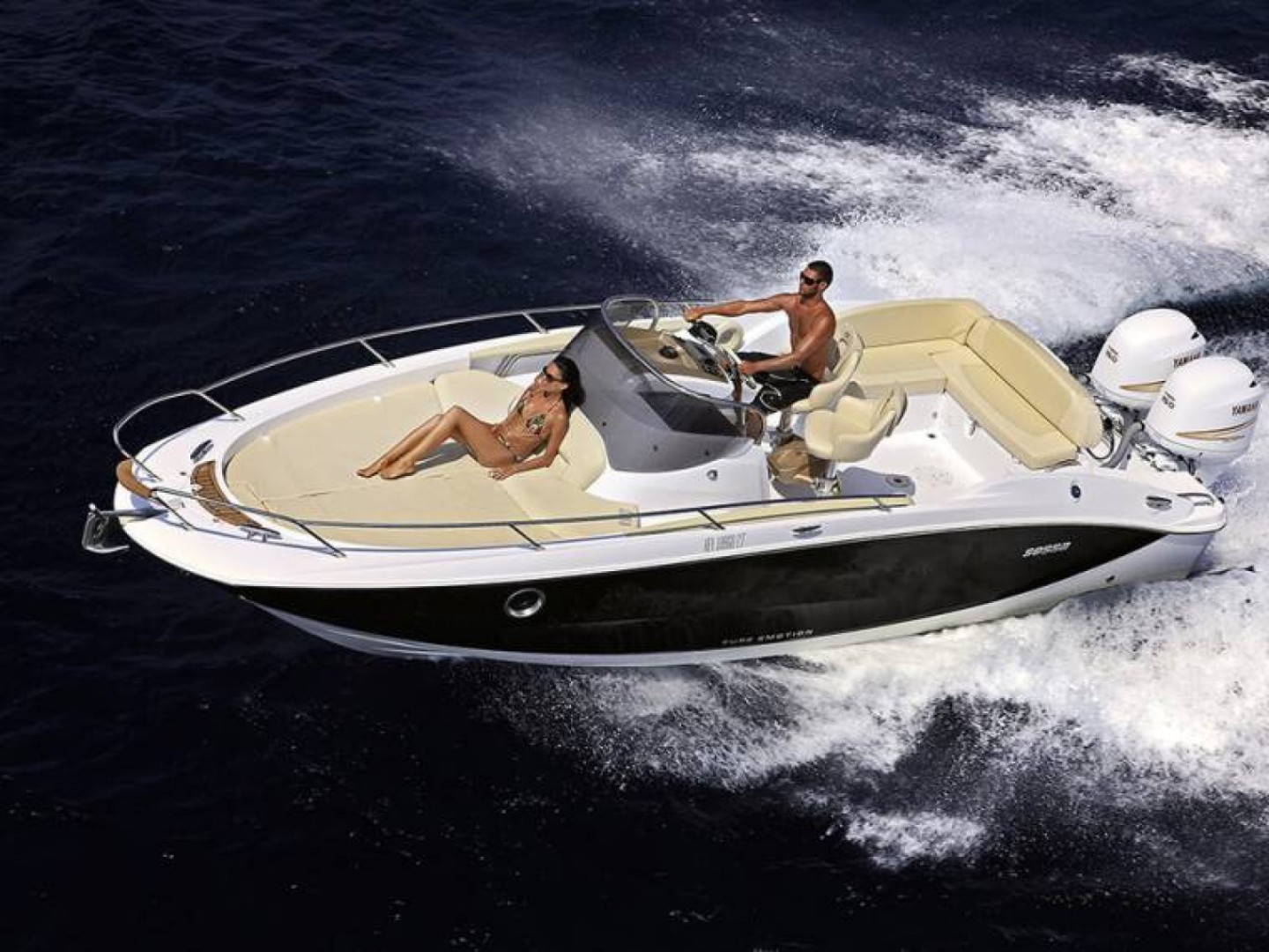 Rent a Motorboat Sessa Marine Key Largo 27 in Porto Turistico