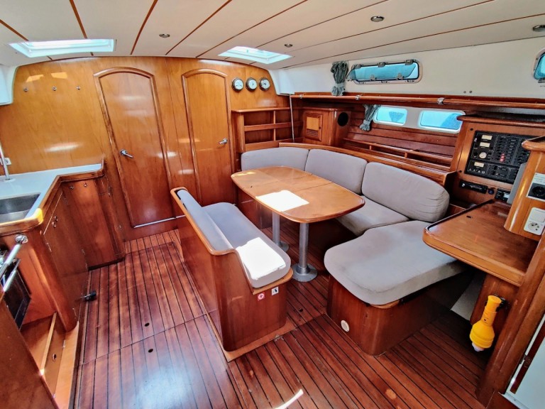 Bénéteau Oceanis 461 Clipper in Sukošan on SamBoat