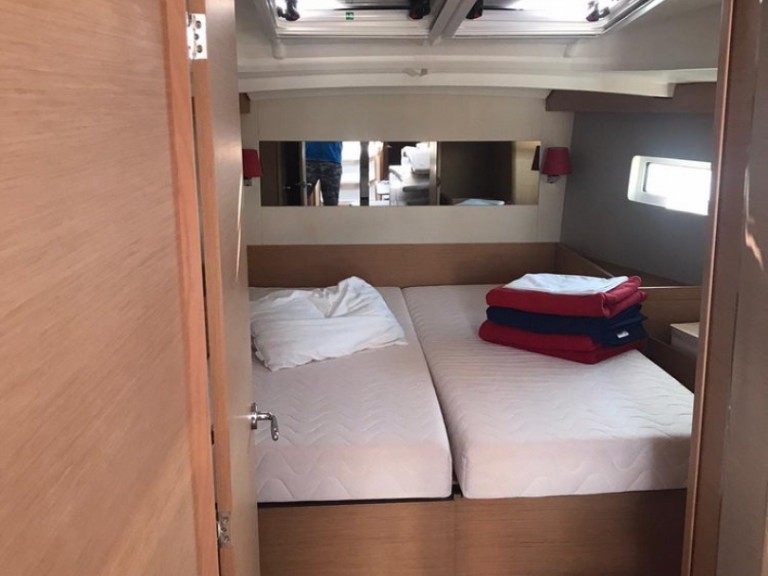 Yacht charter Pula cheap Sun Odyssey 440