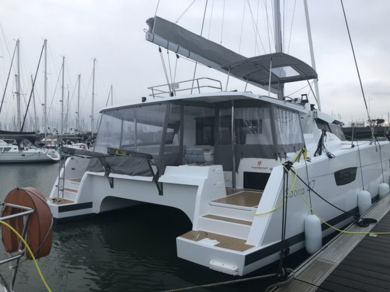 Fountaine Pajot Saona 47 in Pula on SamBoat