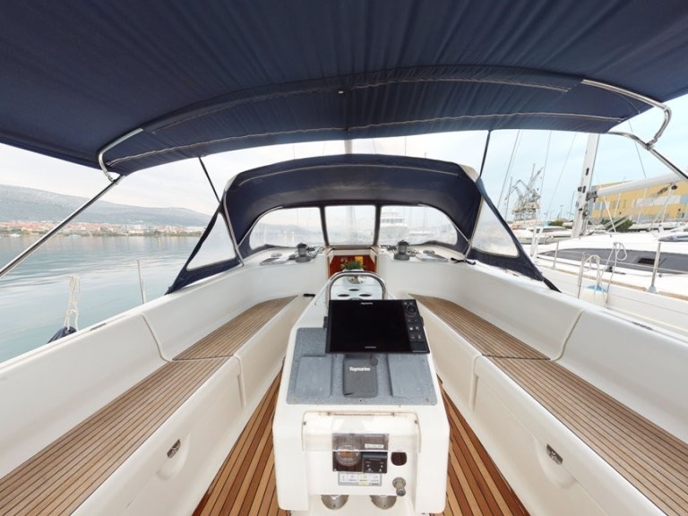 Boat rental Dufour Gib Sea 51 in Trogir on Samboat