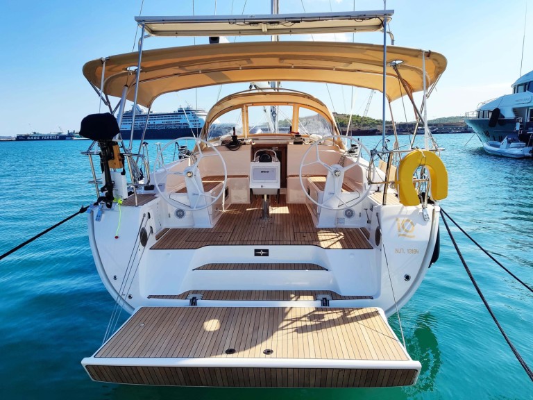 Sailboat rental with or without captain Bavaria Lávrio