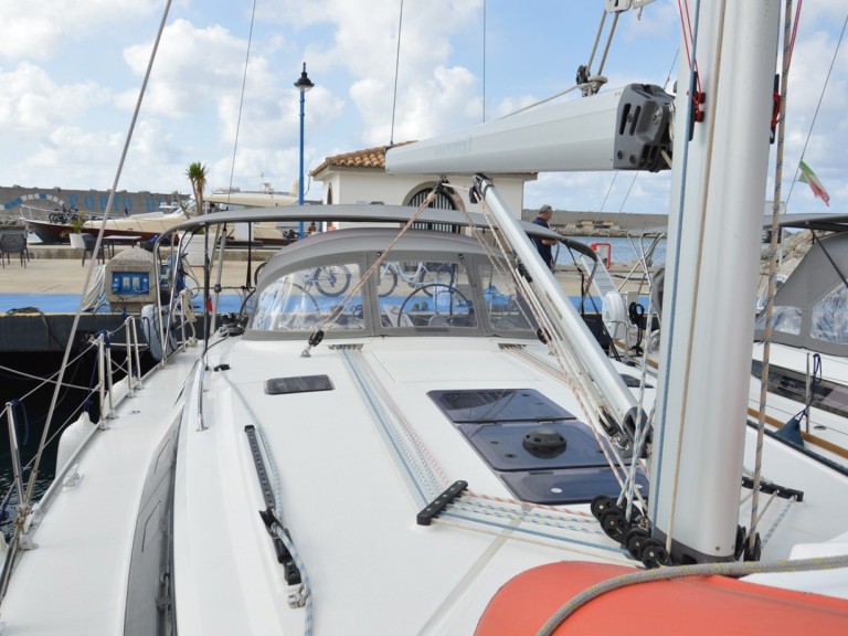 Yacht charter Tropea cheap Cruiser 46
