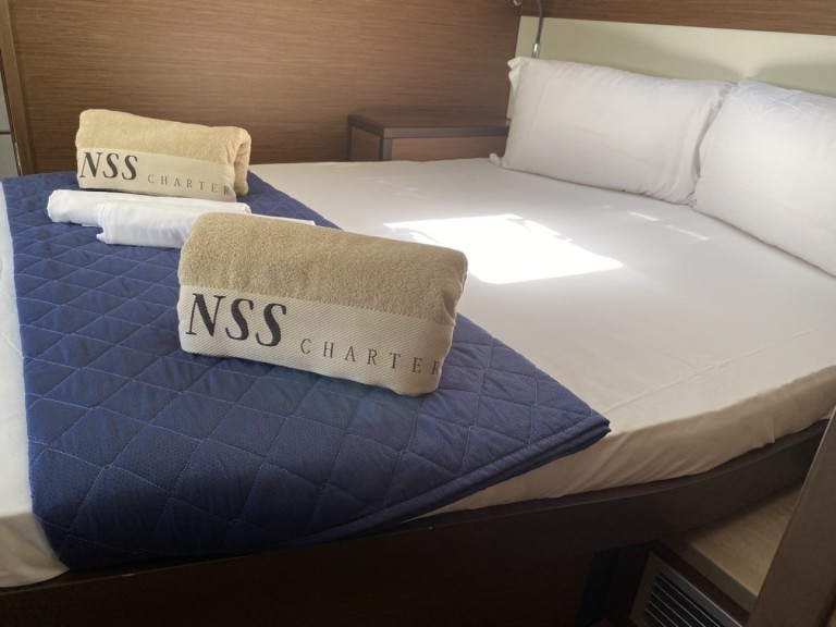 Yacht charter Cugnana Verde cheap Lagoon 52 F