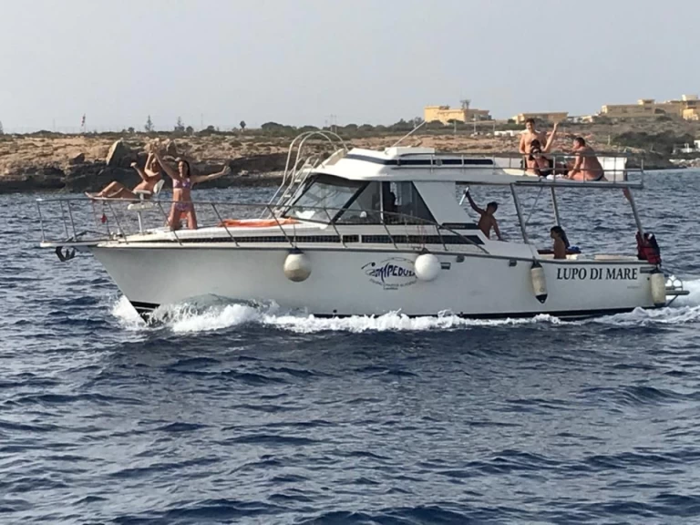 Motorboat rental in Lampedusa - Beltram Beltram 33
