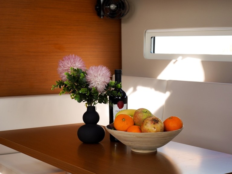 Yacht charter Pirovac cheap Sun Odyssey 410