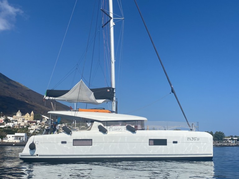 Lagoon Lagoon 42 in Palermo on SamBoat