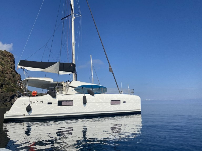 Catamaran for rent Palermo at the best price