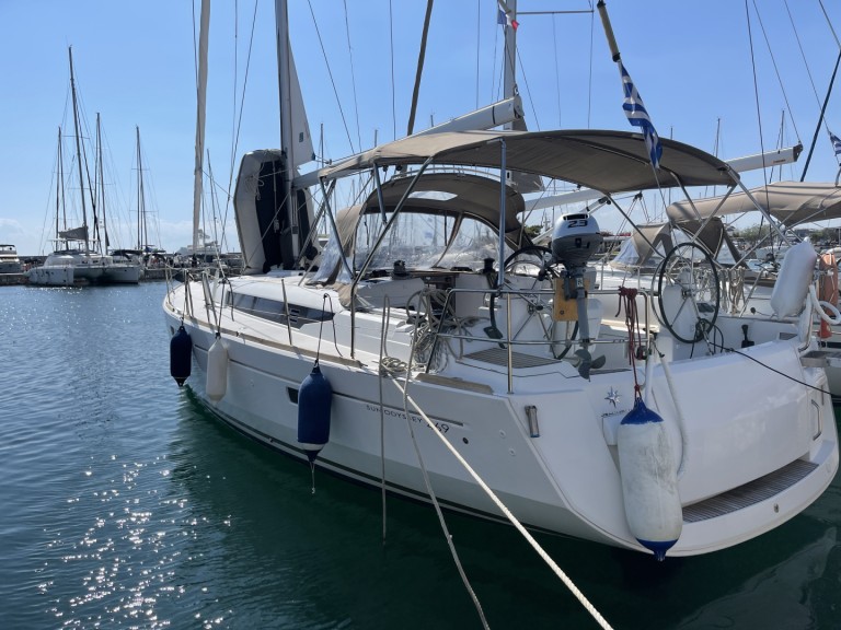 Sailboat rental with or without captain Jeanneau Alimos