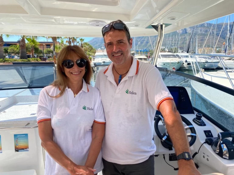 Motorboat rental with or without captain Aquila Dénia