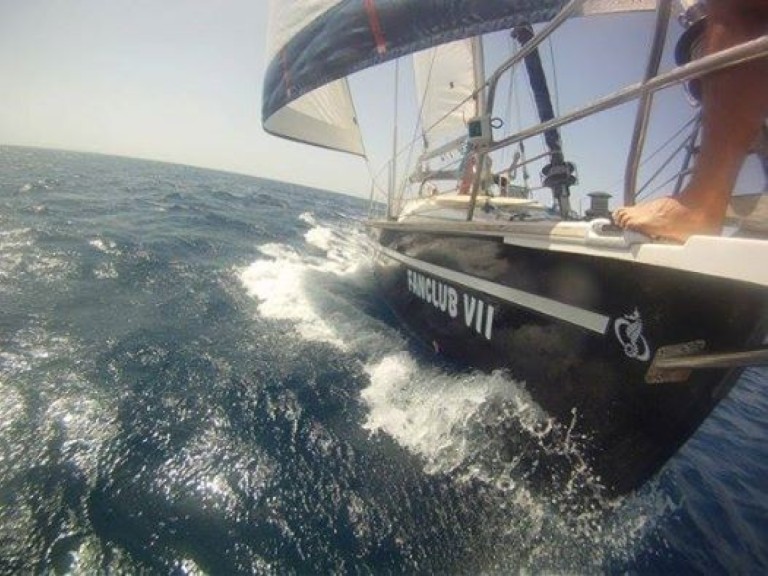 Bareboat Rental Sailboat Ocean Yachts with a boat licence