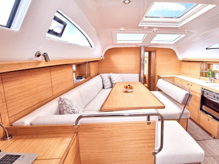 Yacht charter Alimos cheap Impression 45.1