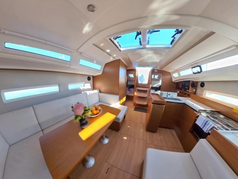 Sailboat rental with or without captain Jeanneau Pirovac