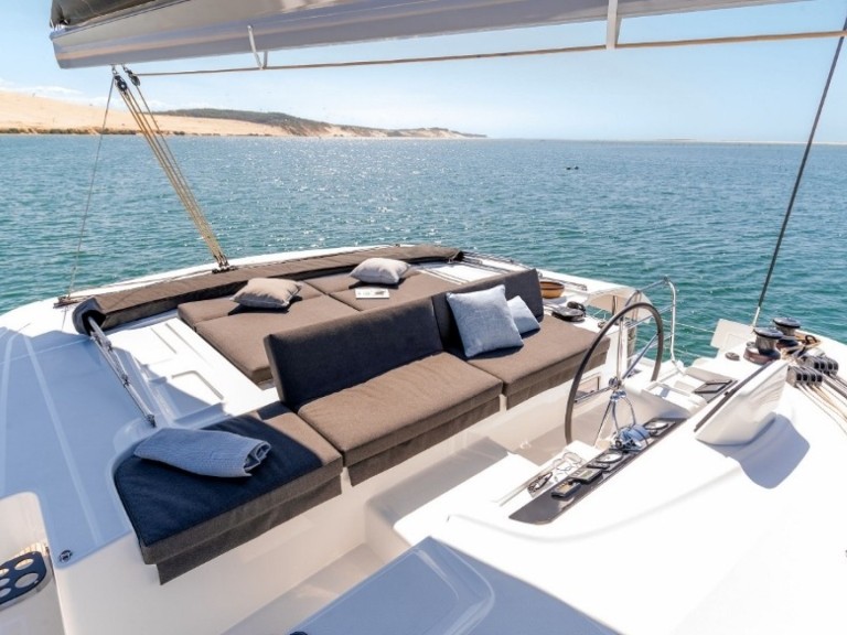 Catamaran rental in Furnari - Lagoon Lagoon 46
