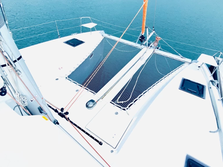 Catamaran for rent Playa de Talamanca at the best price